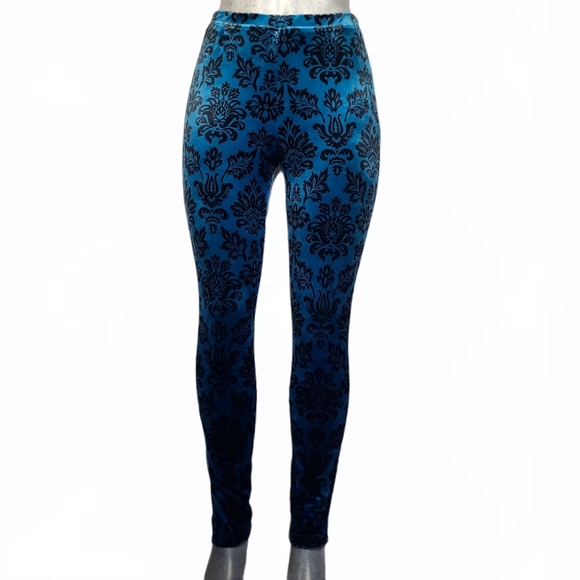 Chico's damask pattern velour leggings - Picture 3 of 15